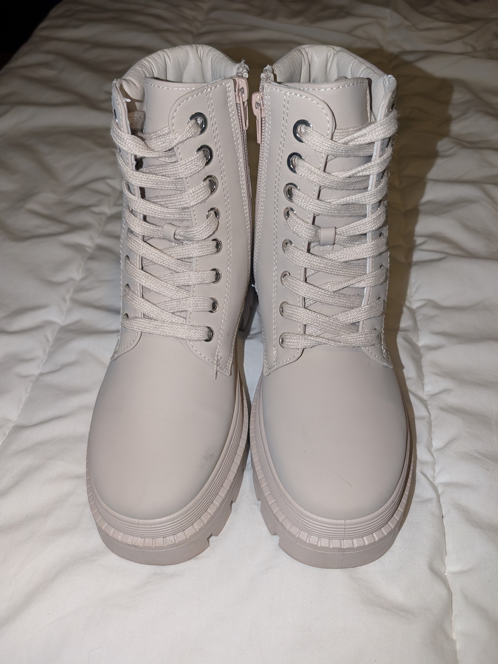 Women's Lace-Up Combat Boots in Light Taupe